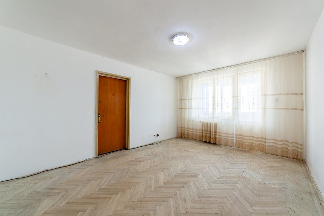 Apartament 2 camere decomandat Trivale - str.Frasinului