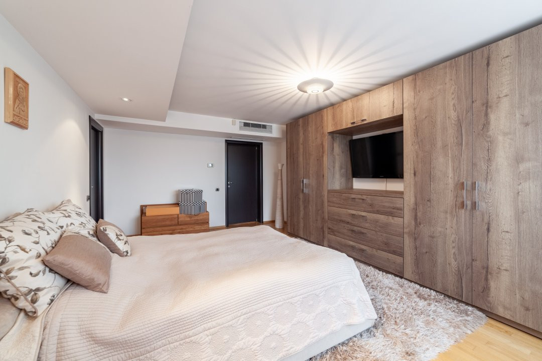 Resedinta exclusivista -Pitesti zona Gavana-smart home/spa!