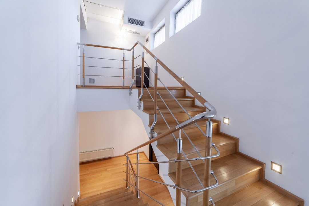 Resedinta exclusivista -Pitesti zona Gavana-smart home/spa!