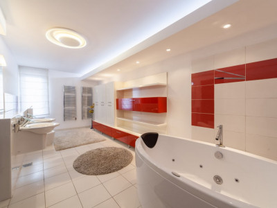 De inchiriat/ 2 camere/ Calea Mosilor