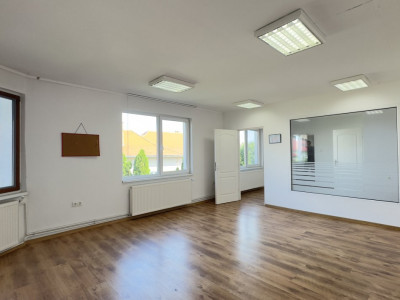 Inchiriere Spațiu de Birou Etaj I - Str. 1 Decembrie Nr.26 - Carei 