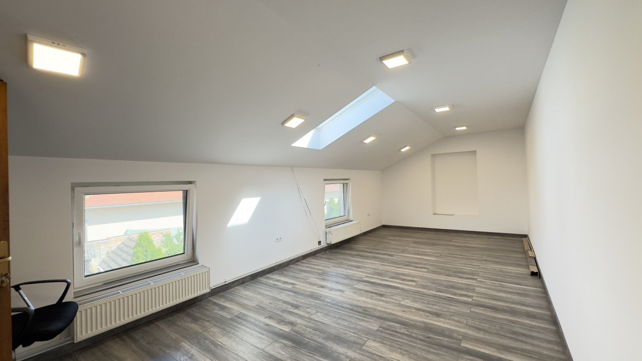 Inchiriere Spațiu de Birou Mansardă - Str. 1 Decembrie Nr.26 - Carei 