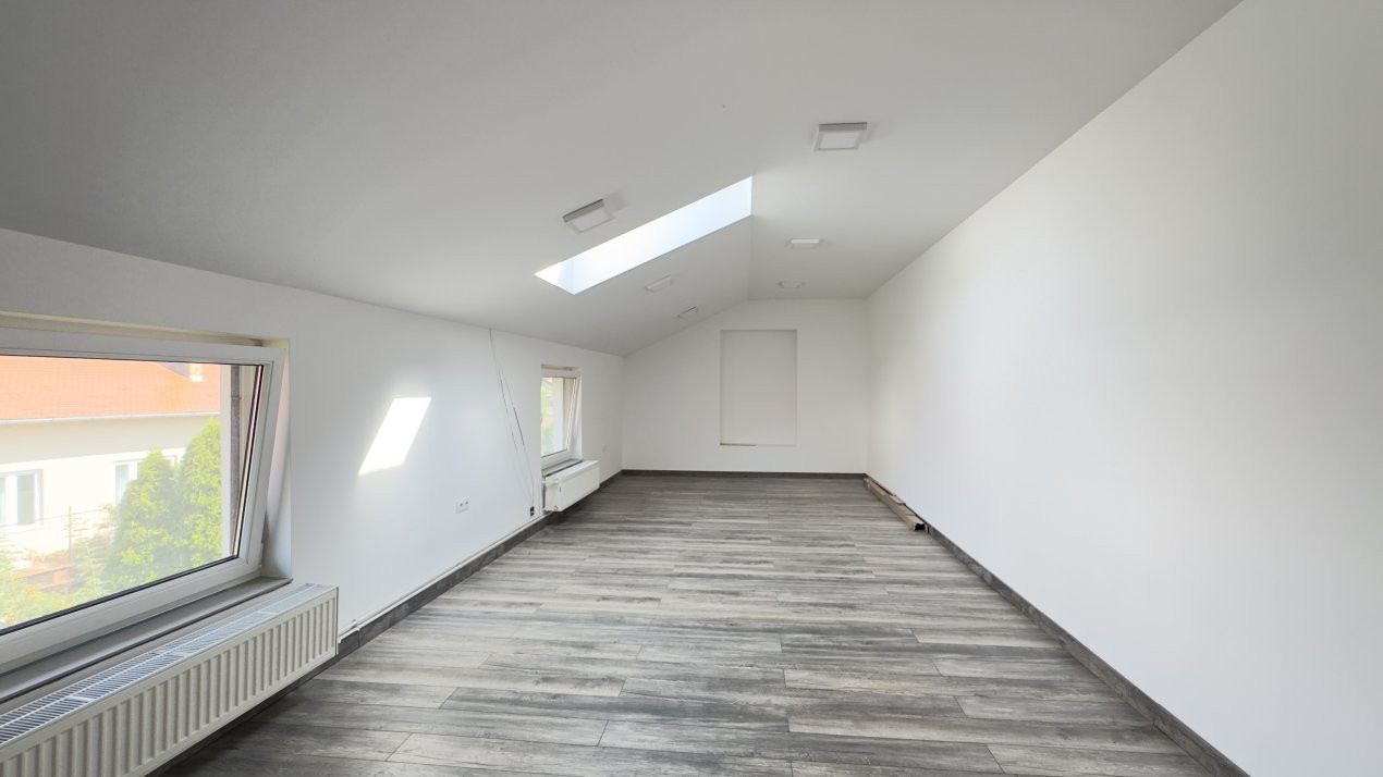 Inchiriere Spațiu de Birou Mansardă - Str. 1 Decembrie Nr.26 - Carei 