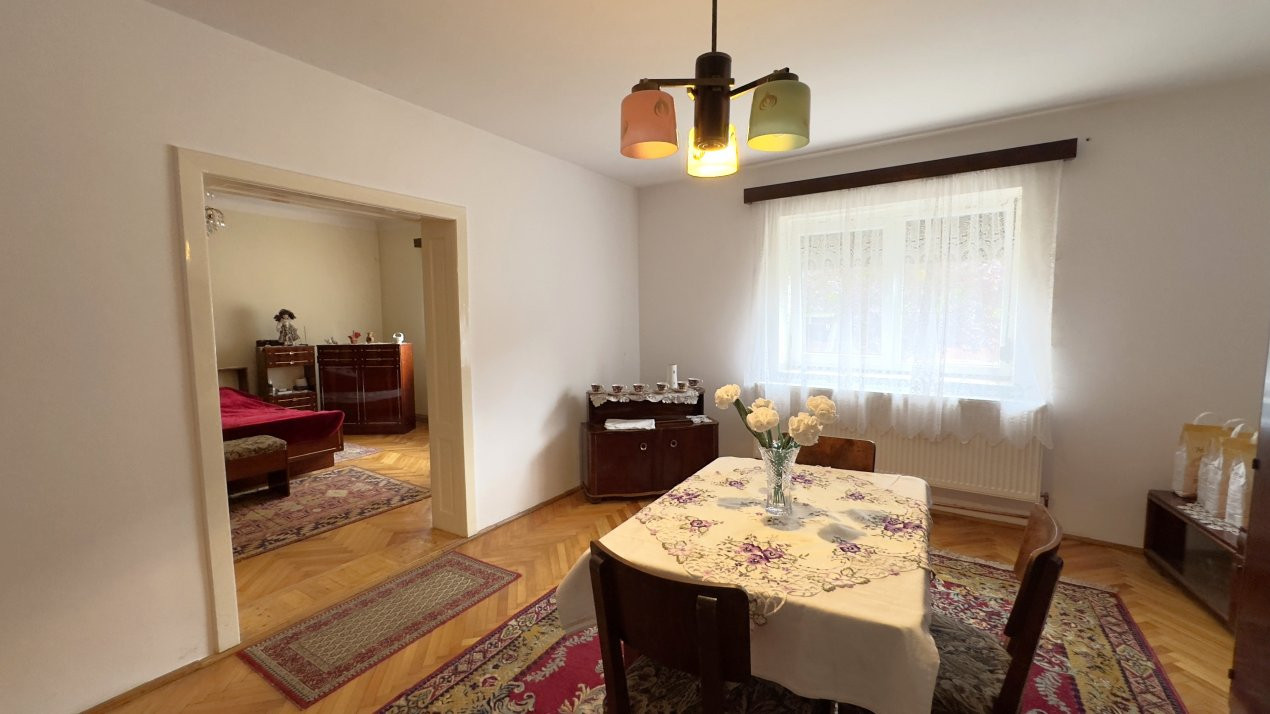 Casă 4 camere, Teren 3.489 mp Str.Petofi Șandor Nr.99 - Carei 