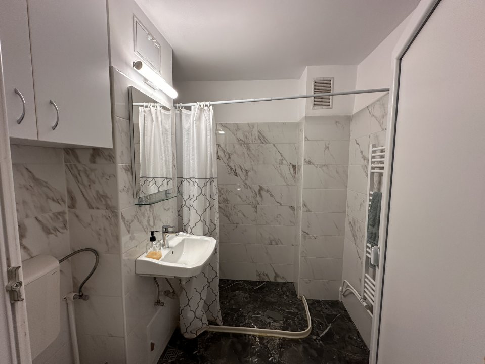 Oportunitate excelenta in  Grigorescu-apartament 2 camere,2 balcoane,decomandat