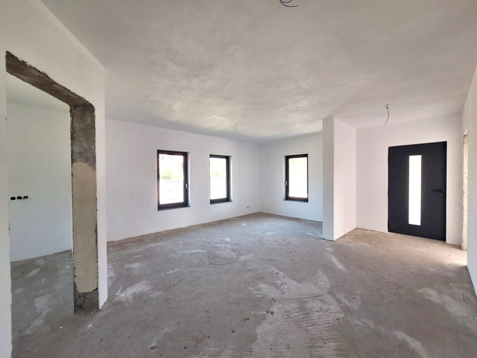 Casă de vânzare în Drăganu, jud. Argeș – priveliște de poveste, confort modern!