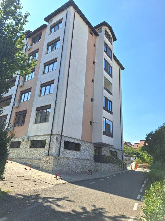  Mansardă cu suflet în cartier Banat