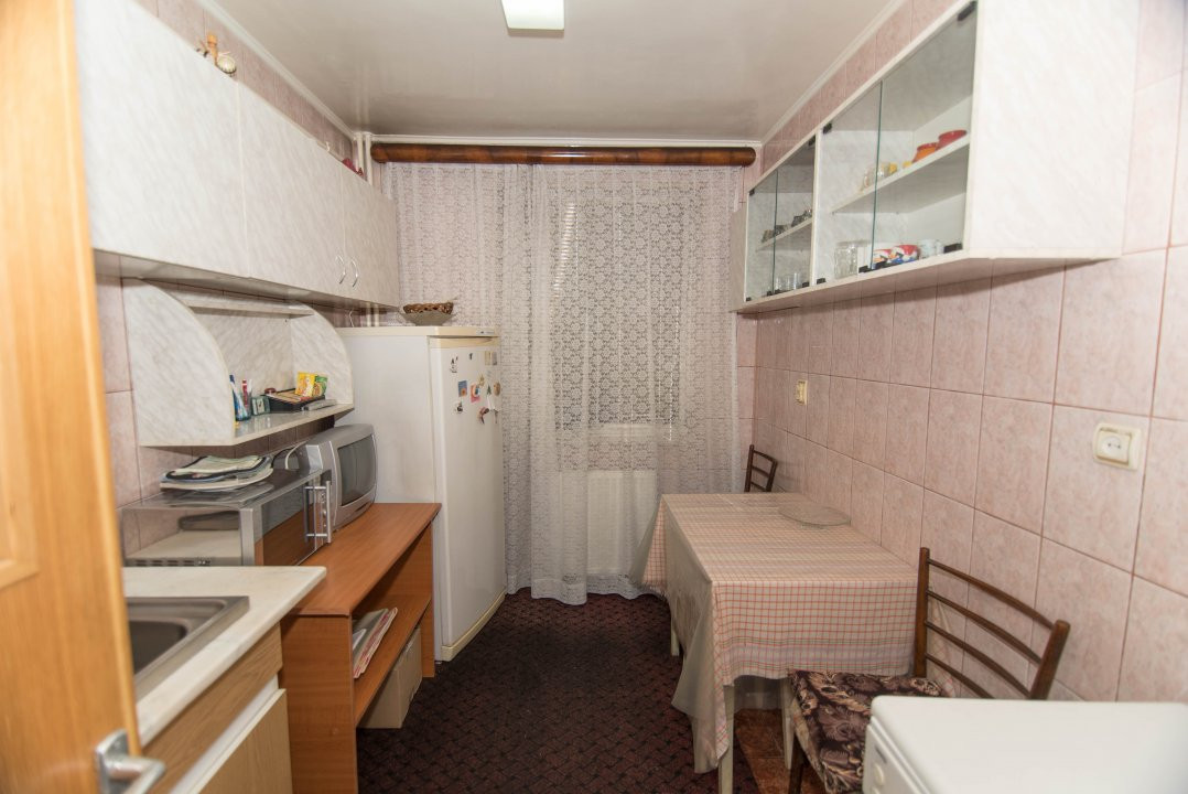 Apartament 3 camere Calea Bucuresti Etaj 1