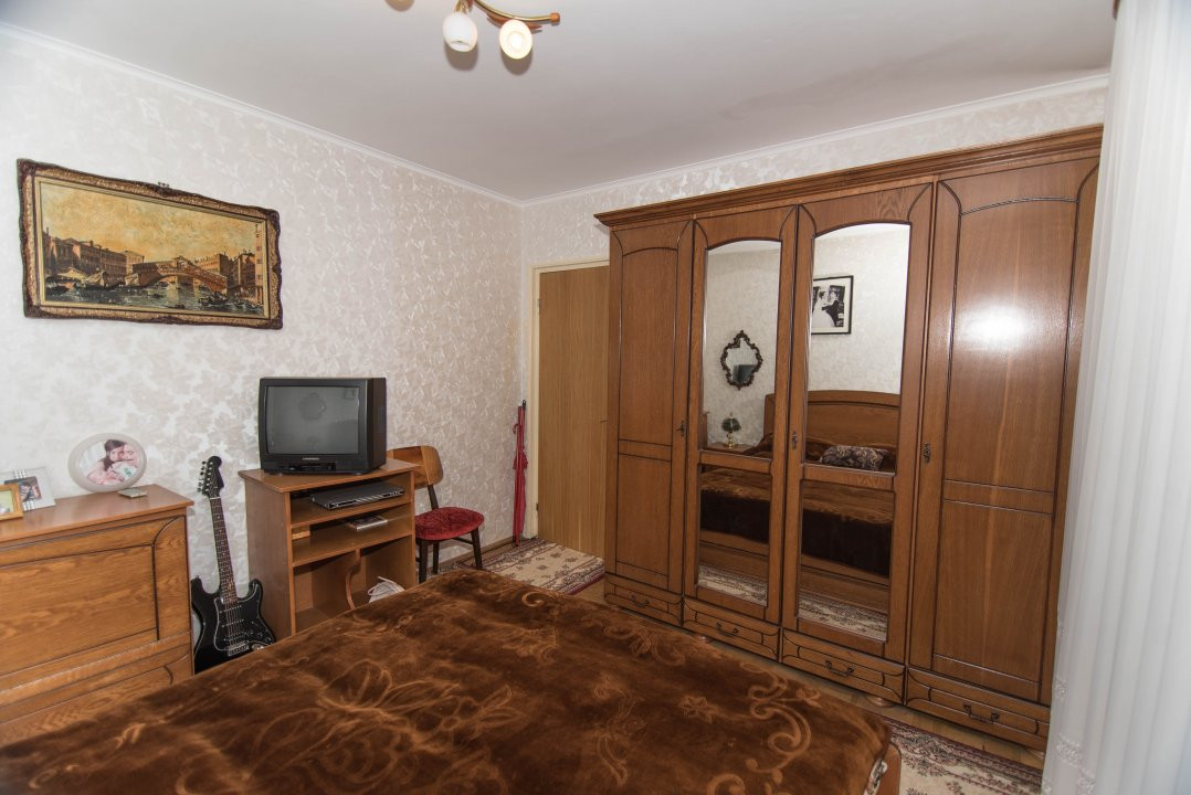 Apartament 3 camere Calea Bucuresti Etaj 1