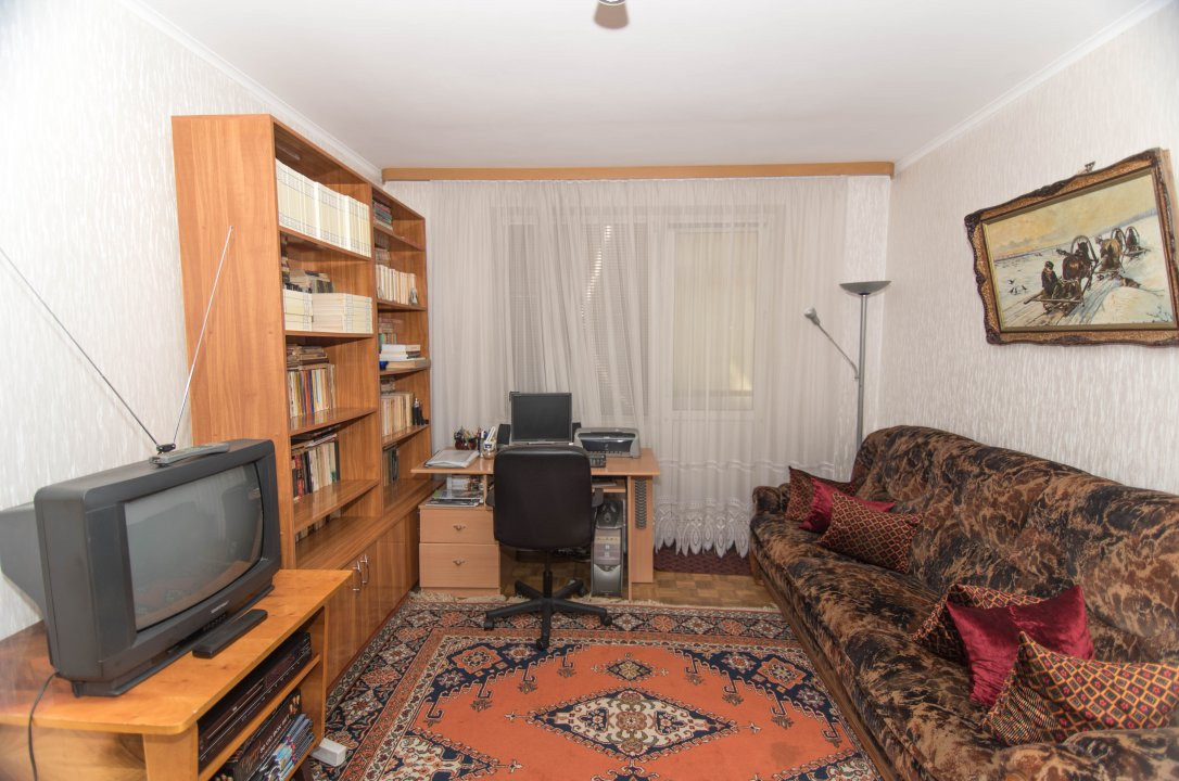 Apartament 3 camere Calea Bucuresti Etaj 1