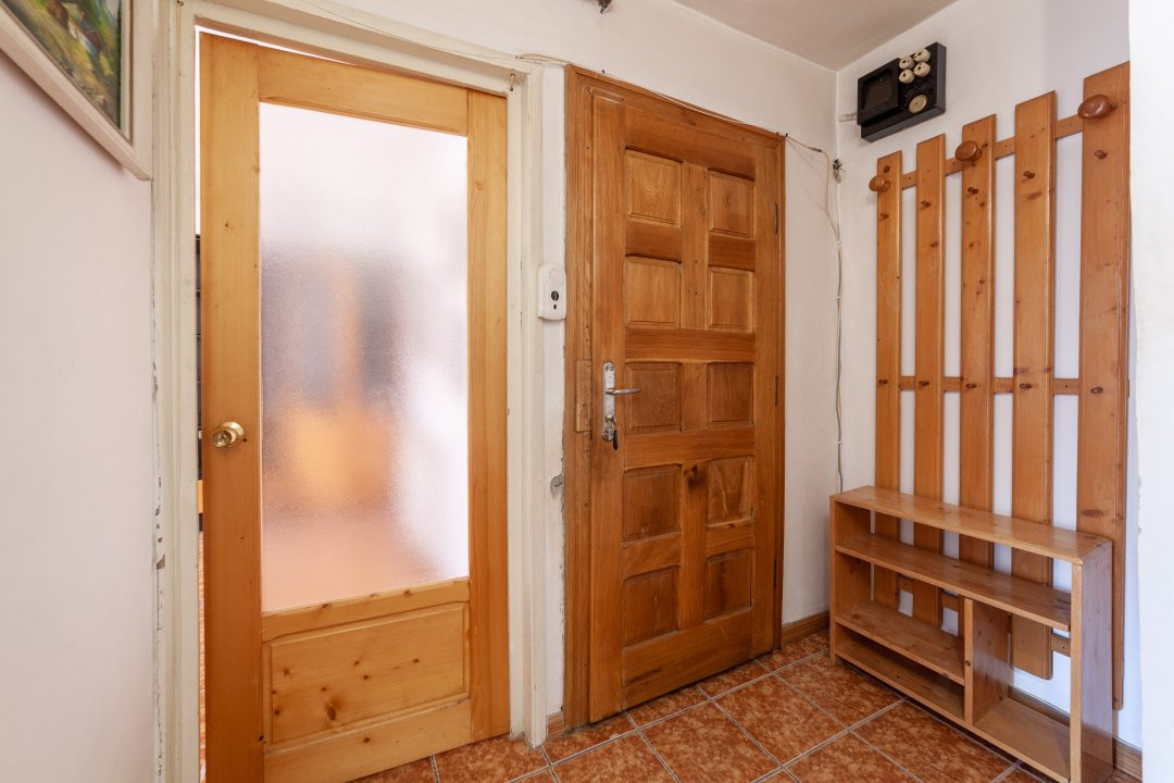 Apartament de 3 camere Câmpulung zona Visoi