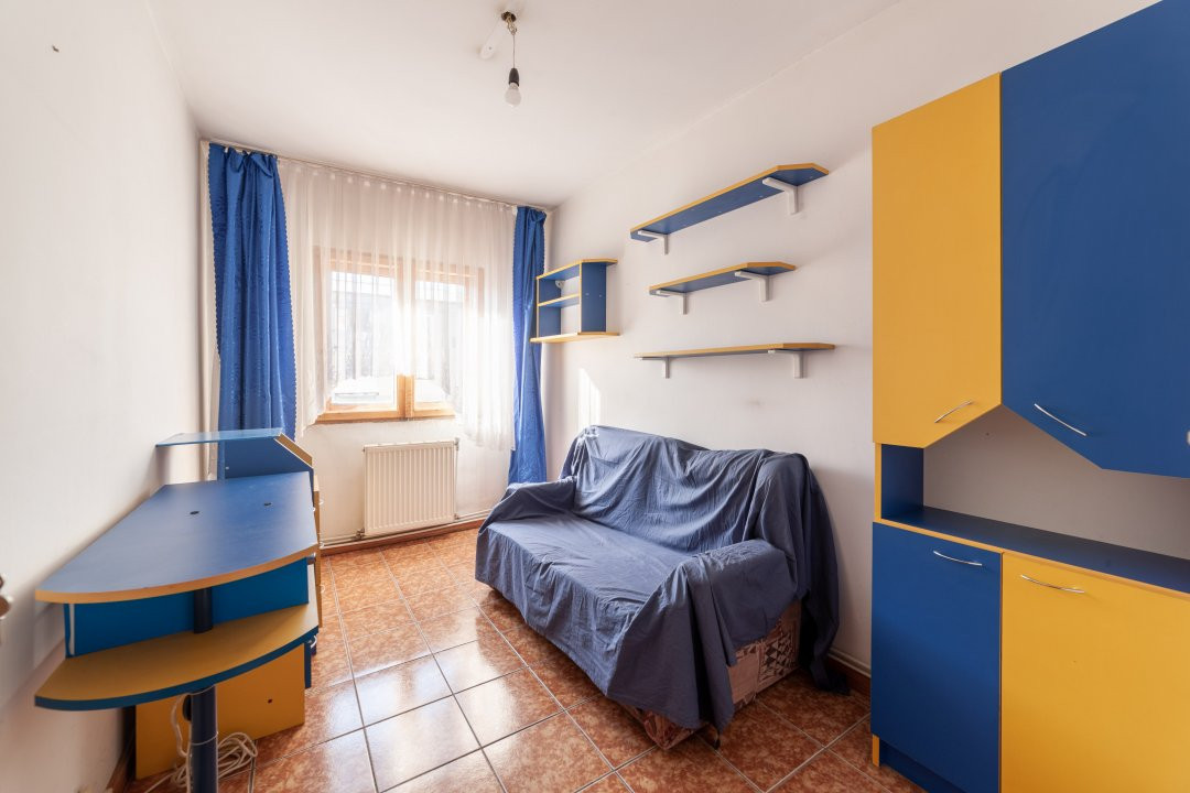 Apartament de 3 camere Câmpulung zona Visoi
