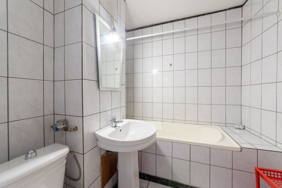 Apartament de 3 camere Câmpulung zona Visoi