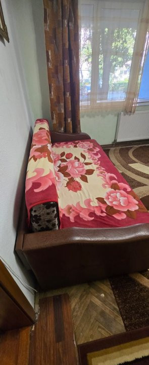 Închiriere apartament 2 camere – în zona Liceului de arte, Parter