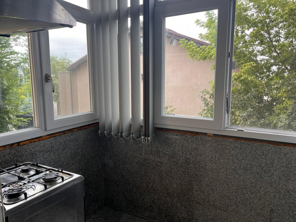Apartament 2 camere spatios si primitor – George Enescu, zona Liceul Energetic
