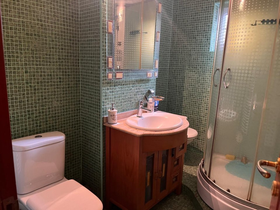 Apartament 2 camere spatios si primitor – George Enescu, zona Liceul Energetic