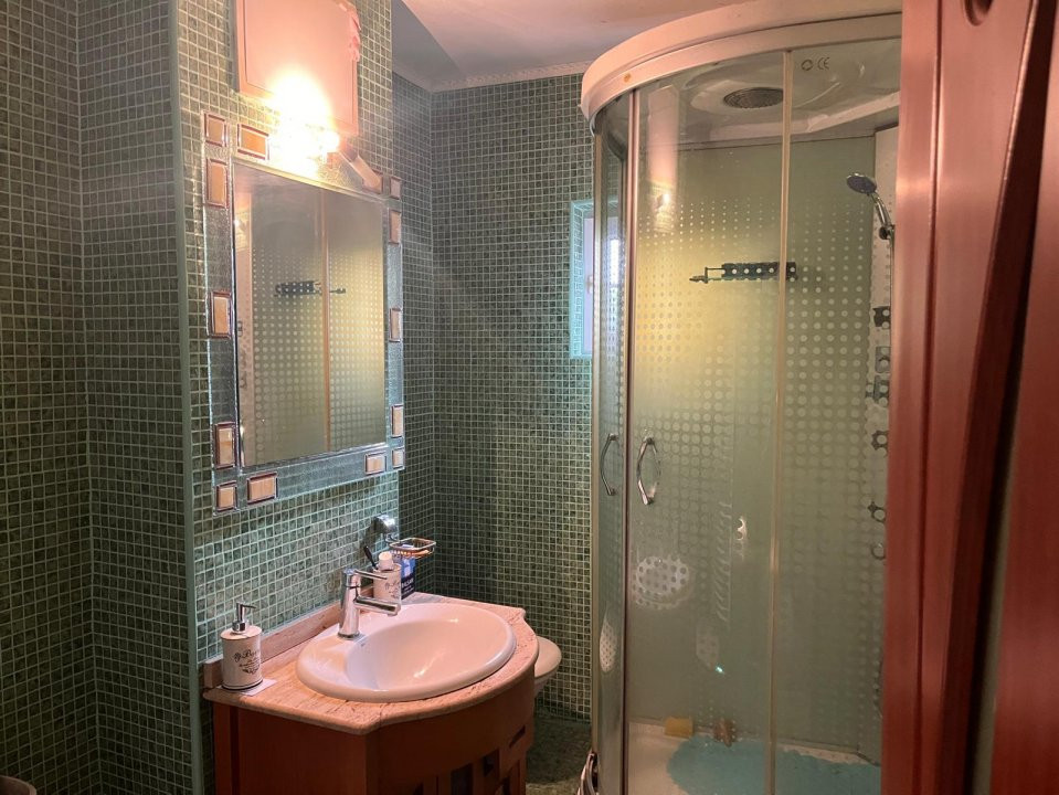 Apartament 2 camere spatios si primitor – George Enescu, zona Liceul Energetic