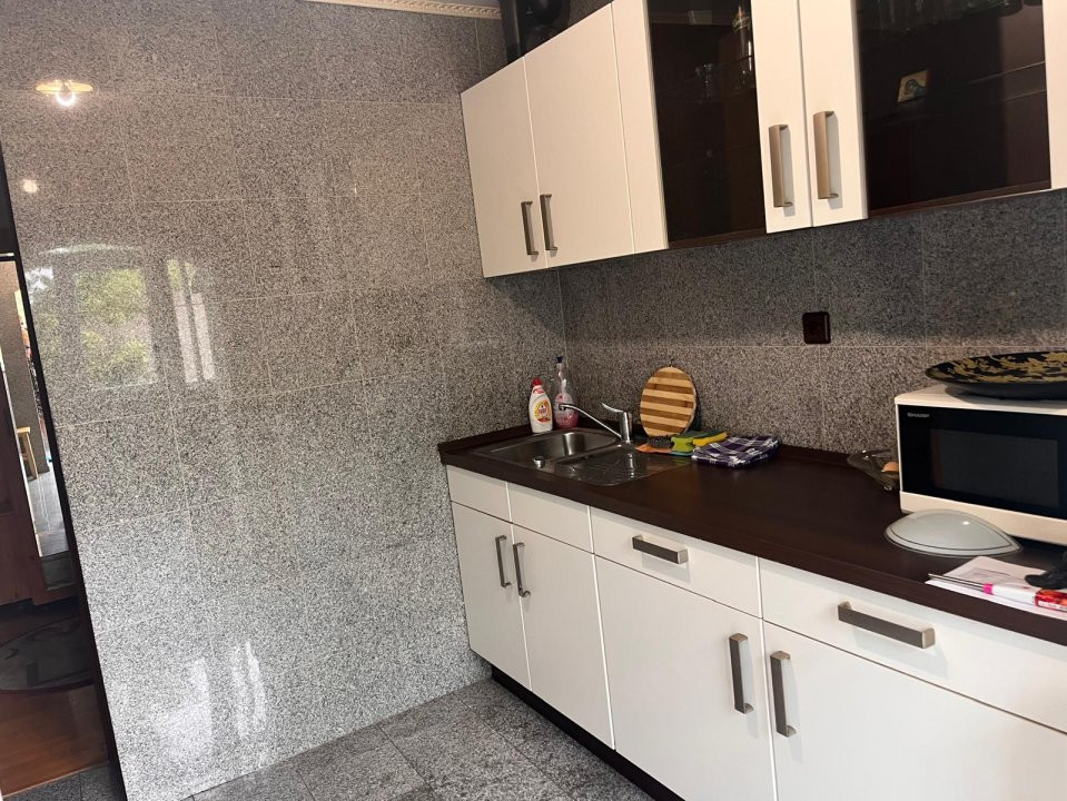 Apartament 2 camere spatios si primitor – George Enescu, zona Liceul Energetic