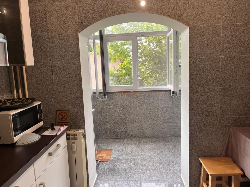 Apartament 2 camere spatios si primitor – George Enescu, zona Liceul Energetic