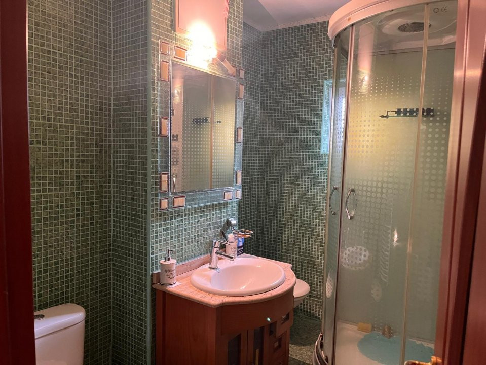 Apartament 2 camere spatios si primitor – George Enescu, zona Liceul Energetic