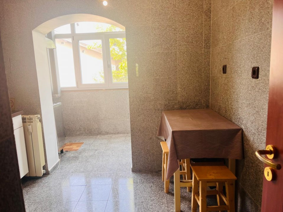 Apartament 2 camere spatios si primitor – George Enescu, zona Liceul Energetic