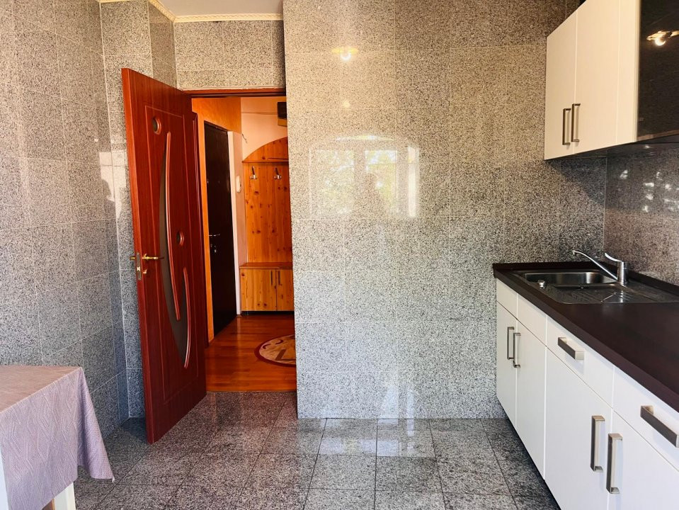 Apartament 2 camere spatios si primitor – George Enescu, zona Liceul Energetic