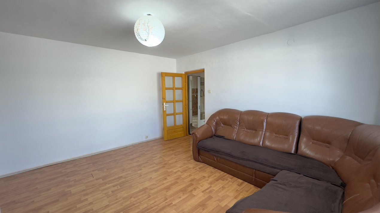 Apartament 2 camere Etaj IV, Carei MV1 -Zona Dr.Coica-Str. N.Titulescu