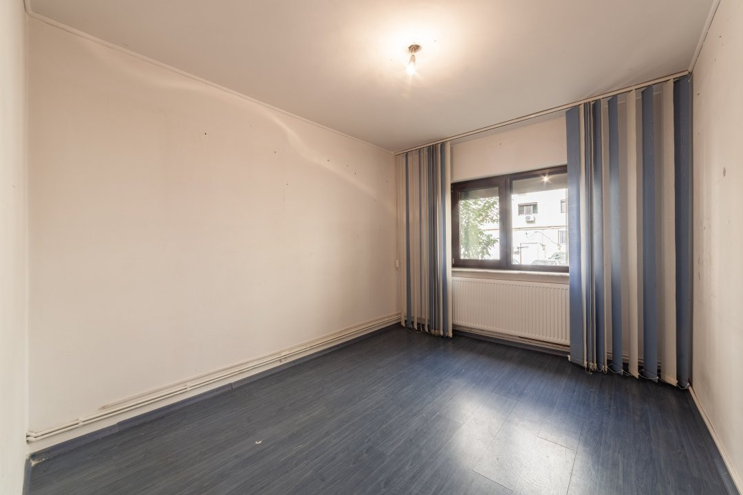 Apartament 4 camere - Bd. Petrochimistilor, Prundu!