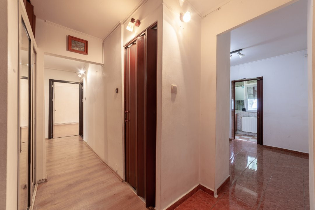 Apartament 4 camere - Bd. Petrochimistilor, Prundu!