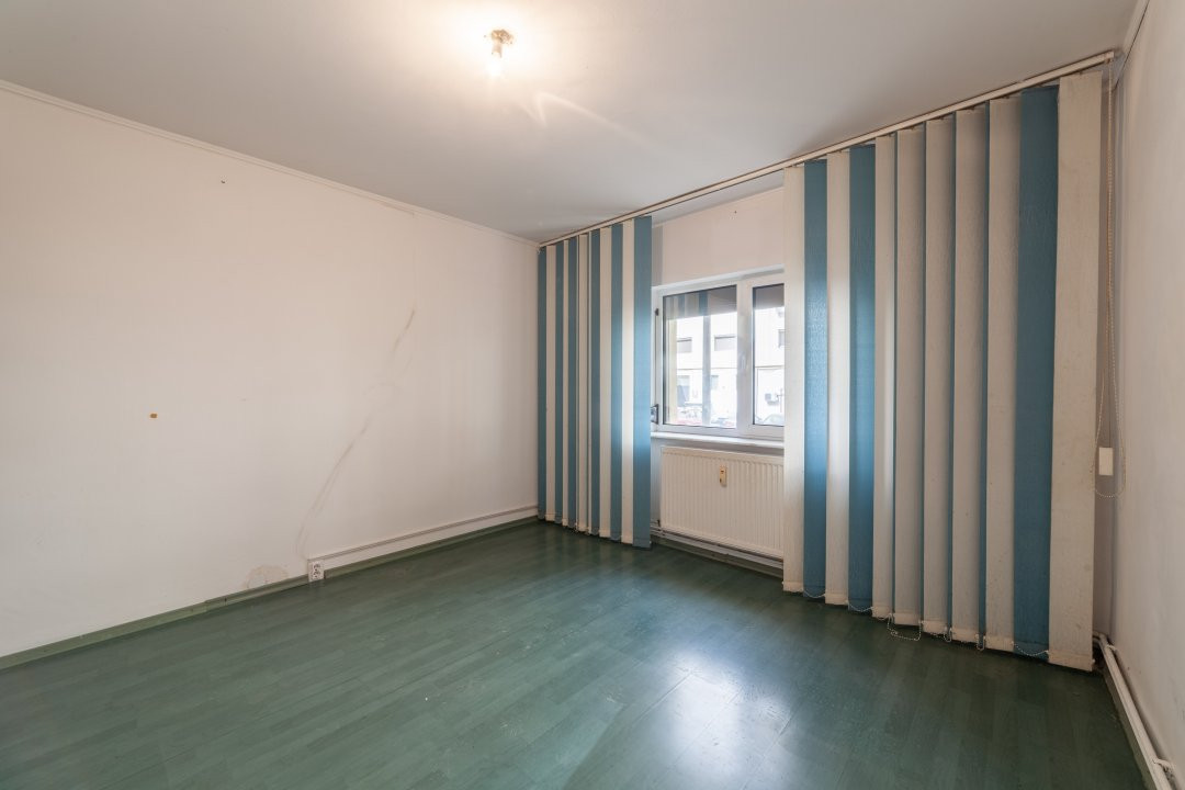 Apartament 4 camere - Bd. Petrochimistilor, Prundu!