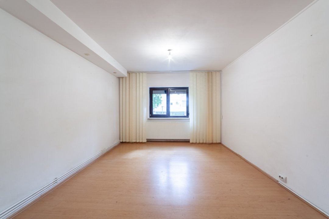 Apartament 4 camere - Bd. Petrochimistilor, Prundu!