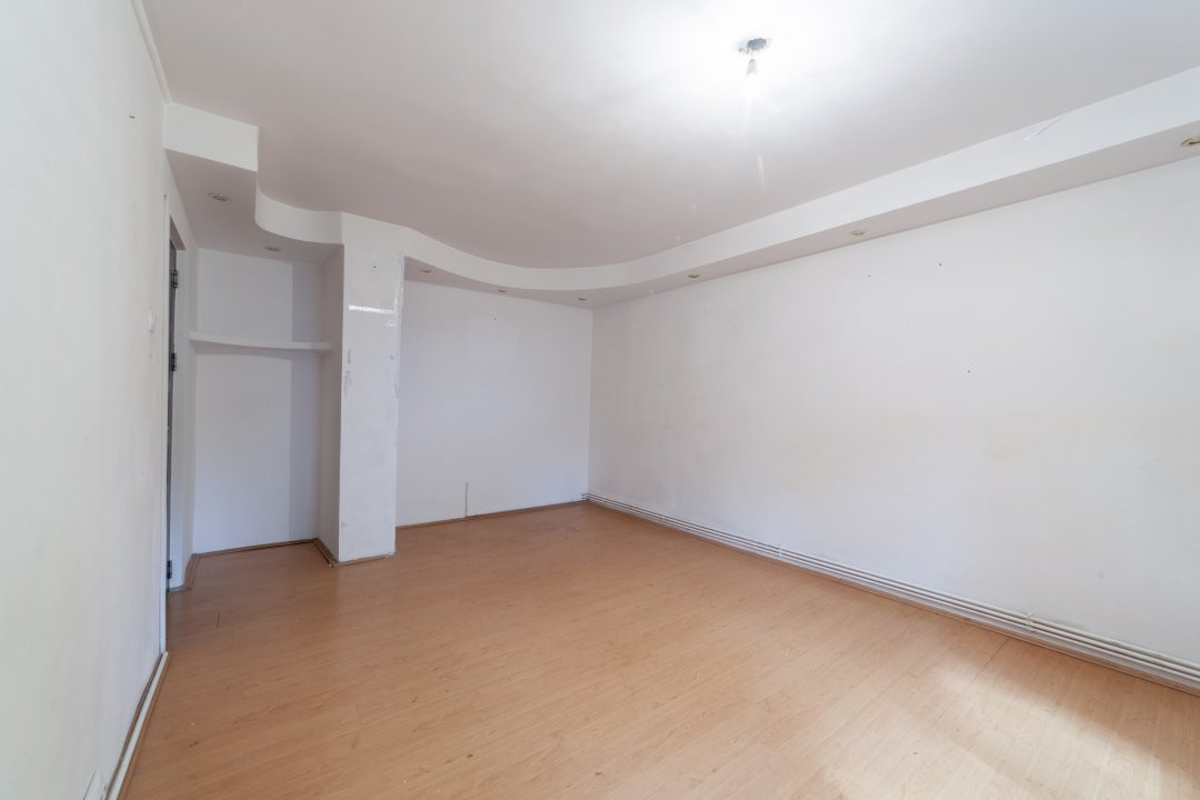 Apartament 4 camere - Bd. Petrochimistilor, Prundu!