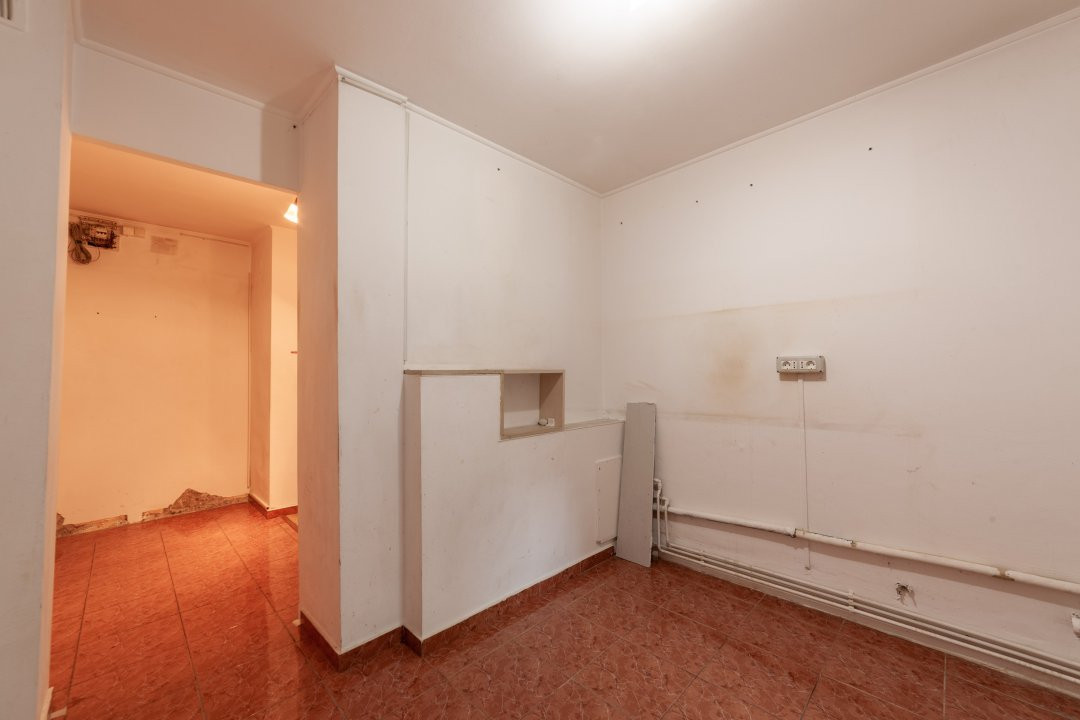 Apartament 4 camere - Bd. Petrochimistilor, Prundu!