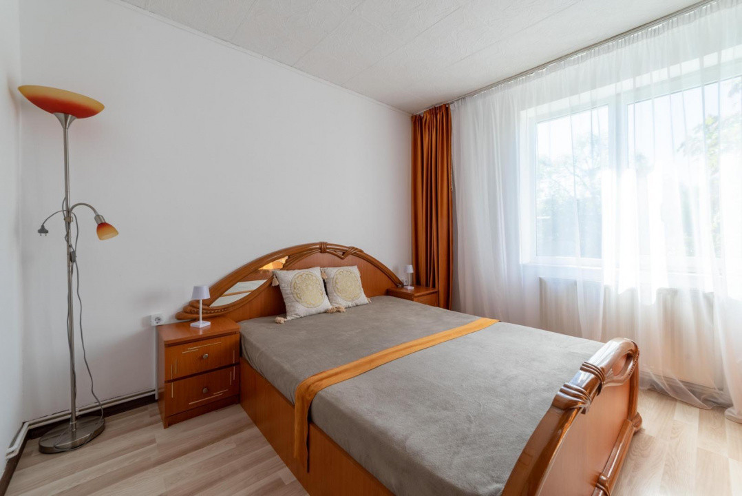 De vanzare- Apartament 3 camere Pitesti-zona Ultracentrala!