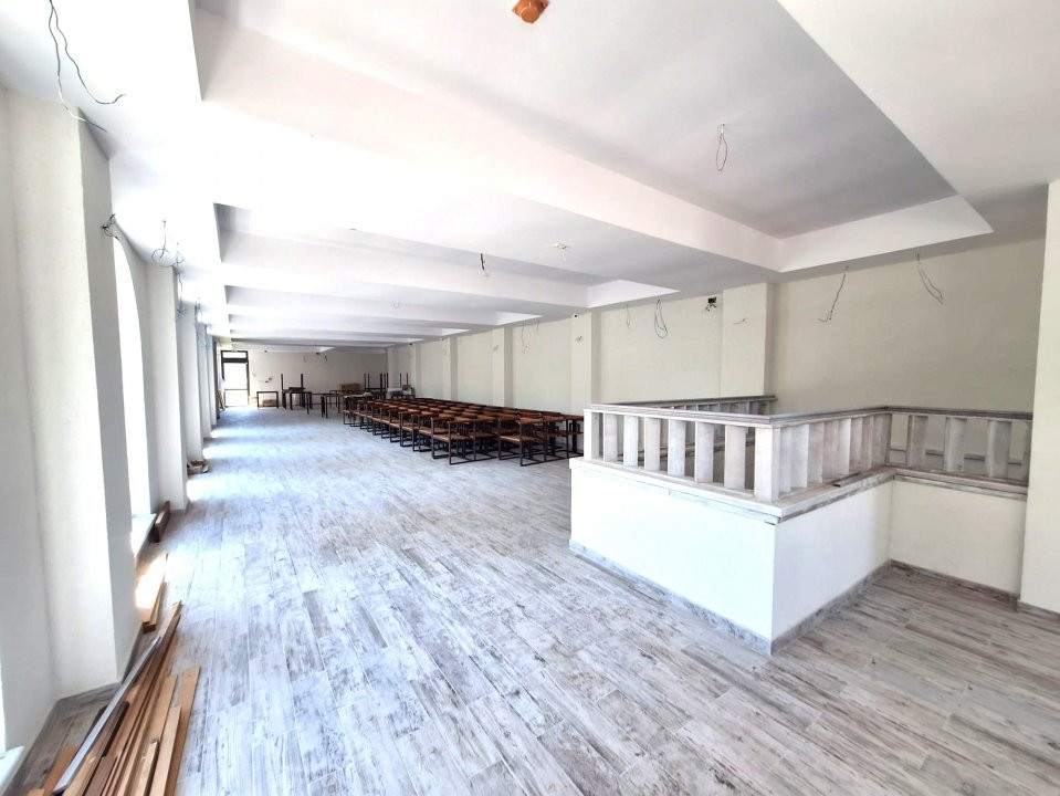 Clădire comercială ideală pentru restaurant, evenimente, spațiu multifunctional