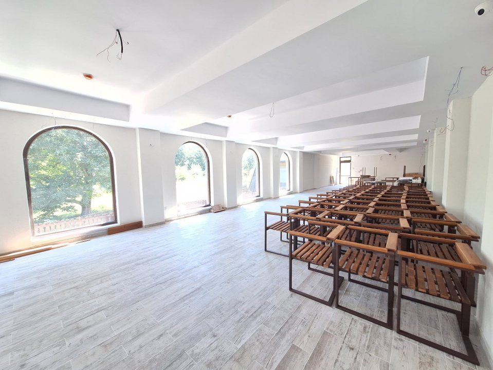 Clădire comercială ideală pentru restaurant, evenimente, spațiu multifunctional
