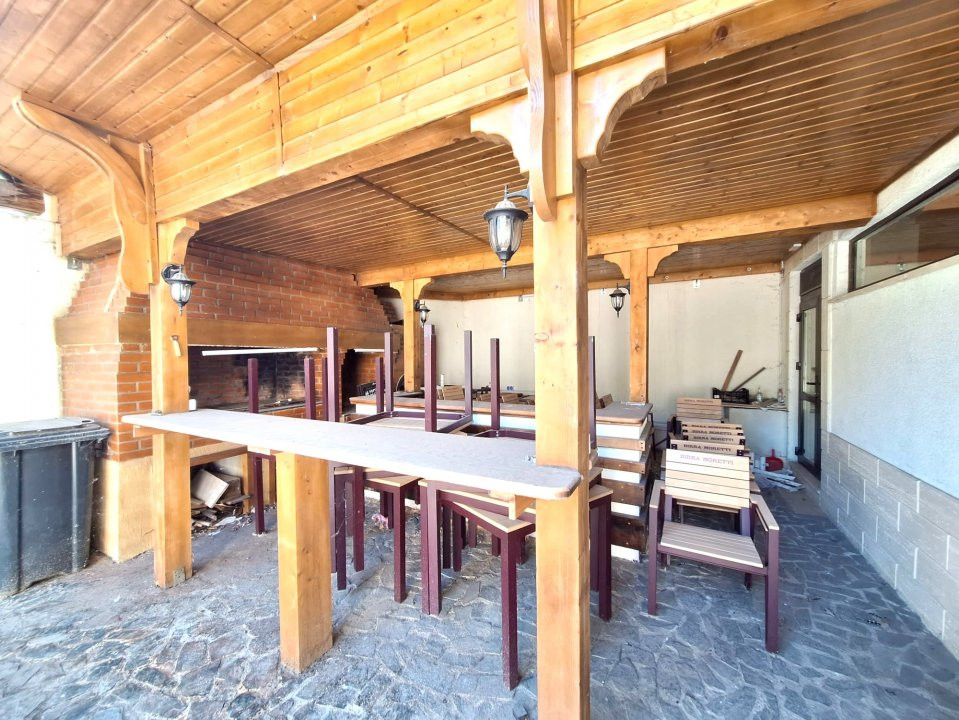 Clădire comercială ideală pentru restaurant, evenimente, spațiu multifunctional