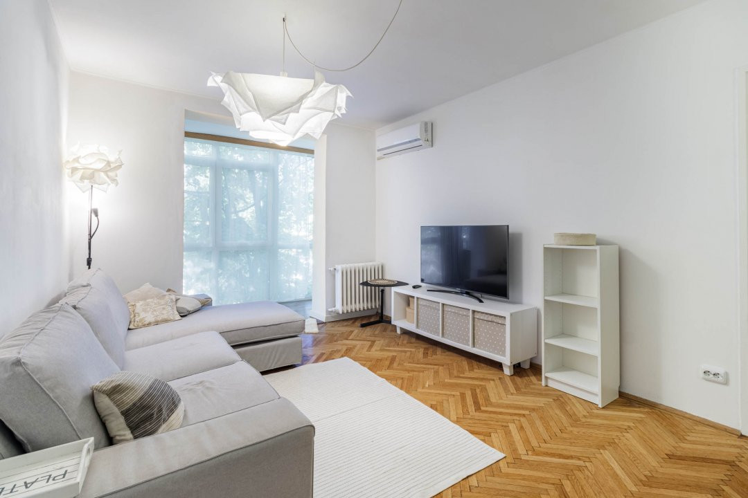 Bd. Basarabia - 2 camere cald si primitor