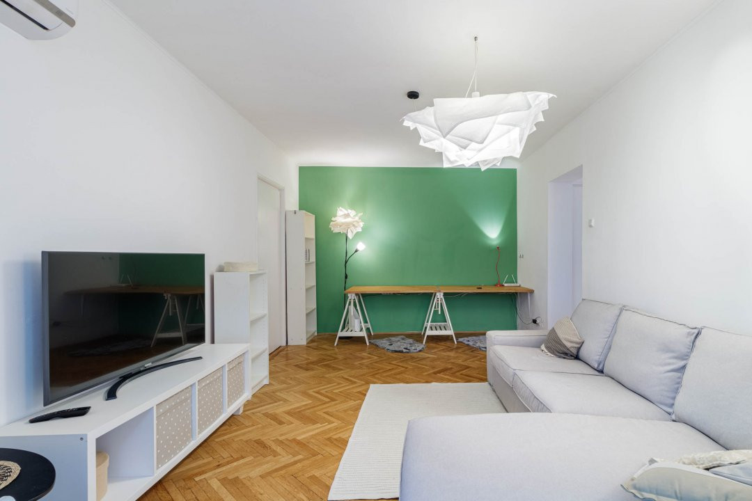 Bd. Basarabia - 2 camere cald si primitor