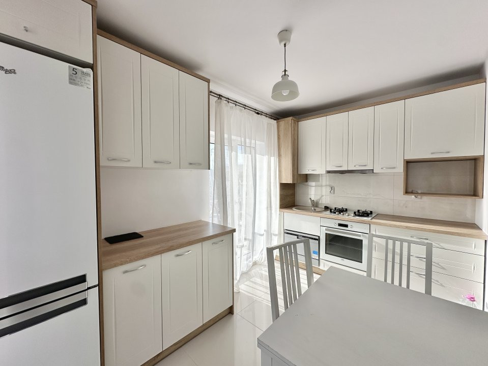 Inchiriere 3 camere, Avram Iancu 418,  BMW -Sens Giratoriu, Floresti