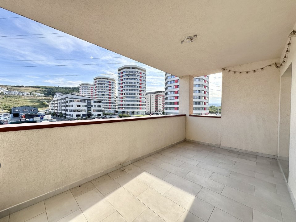 Inchiriere 3 camere, Avram Iancu 418,  BMW -Sens Giratoriu, Floresti
