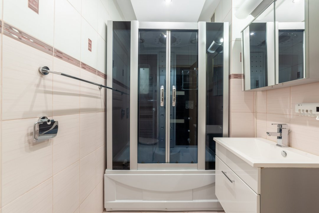 Apartament ultracentral 3 camere -munte- Câmpulung Muscel!
