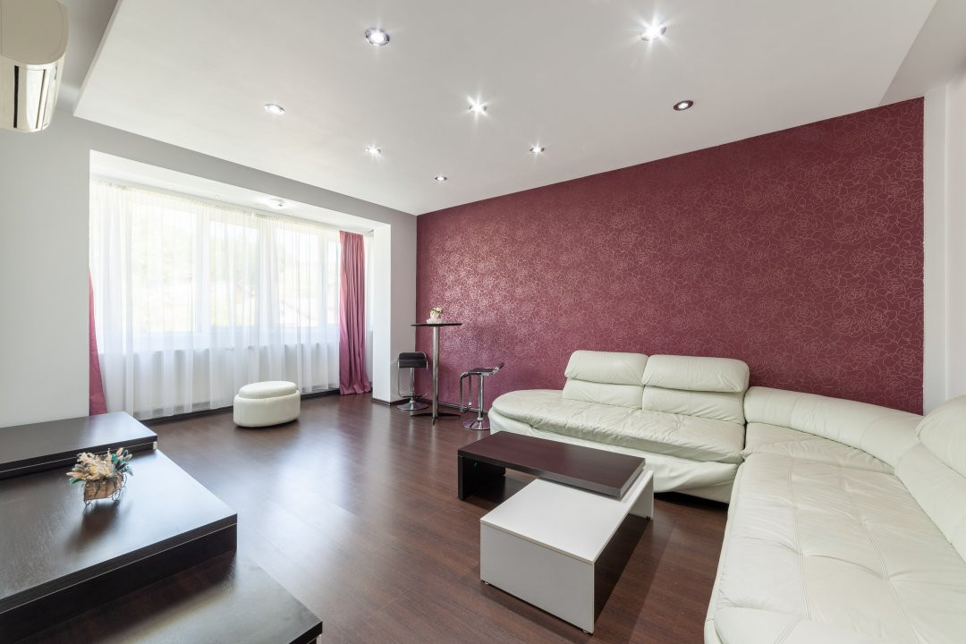 Apartament ultracentral 3 camere -munte- Câmpulung Muscel!