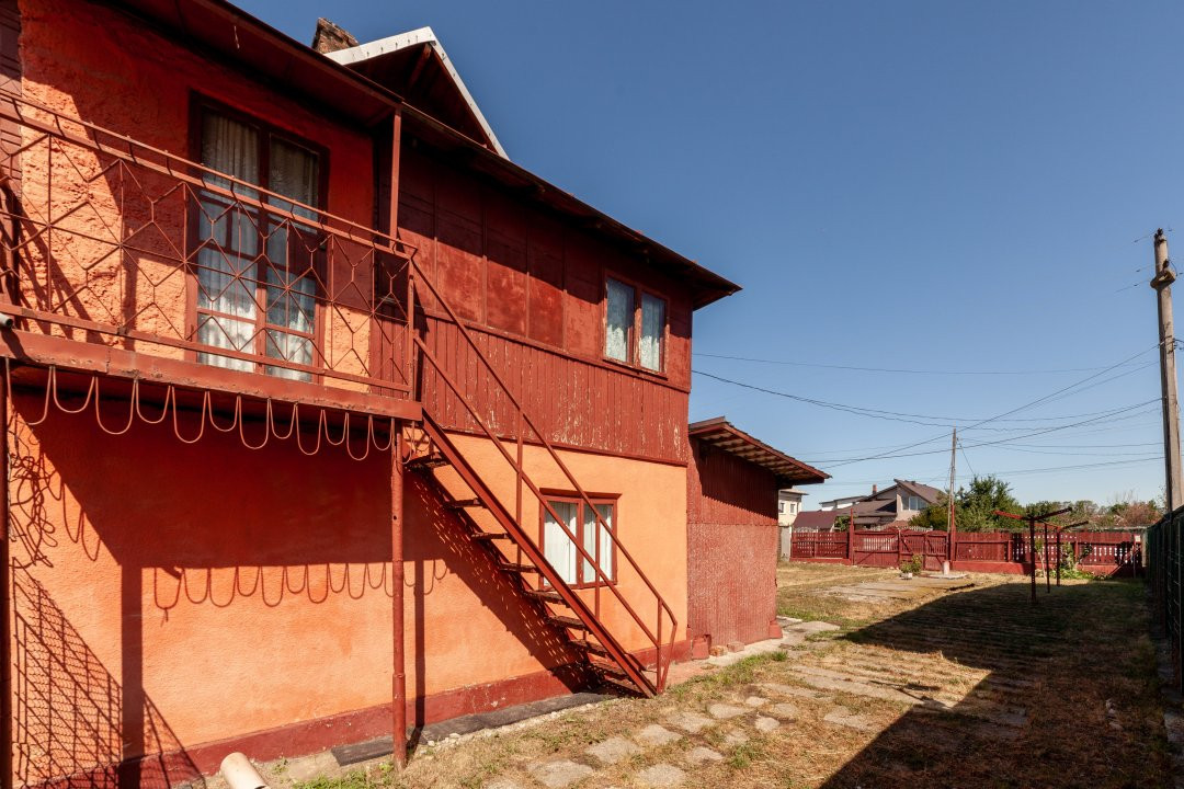 Schimb casa P+1 cu teren generos in Bradu cu apartament in Pitești