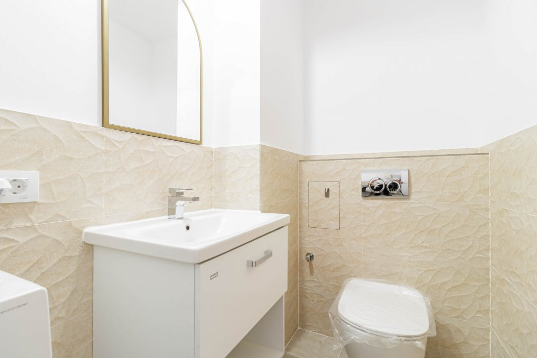 Apartament 3 camere | Ideal spatiu birouri | Renovat