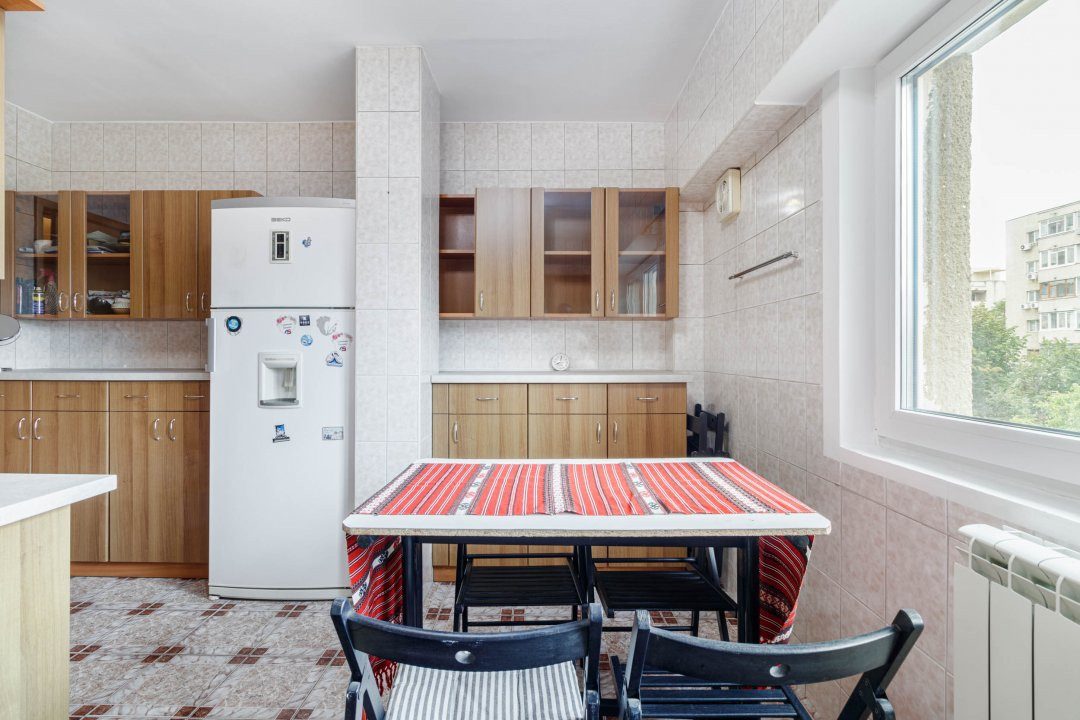 Apartament 3 camere | Ideal spatiu birouri | Renovat