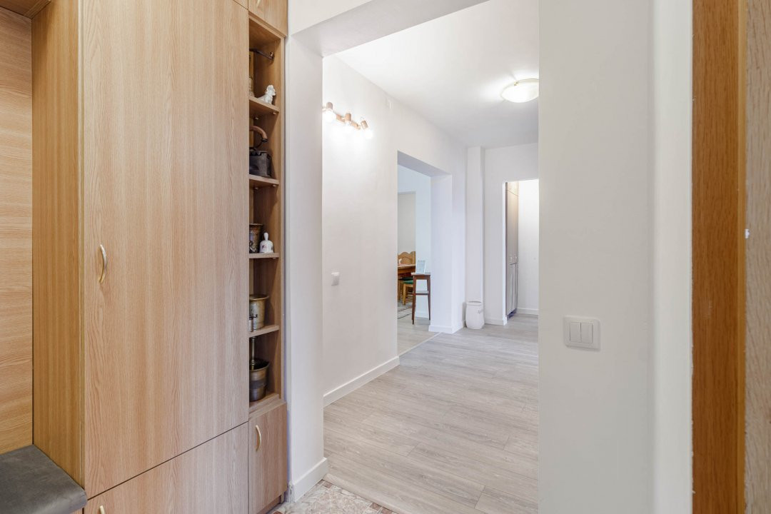 Apartament 3 camere | Ideal spatiu birouri | Renovat