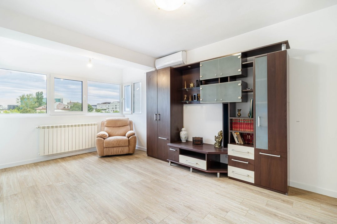 Apartament 3 camere | Ideal spatiu birouri | Renovat