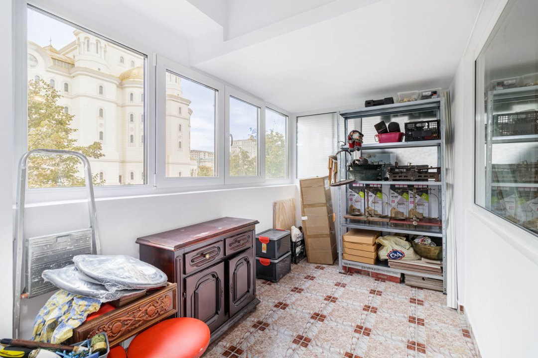 Apartament 3 camere | Ideal spatiu birouri | Renovat