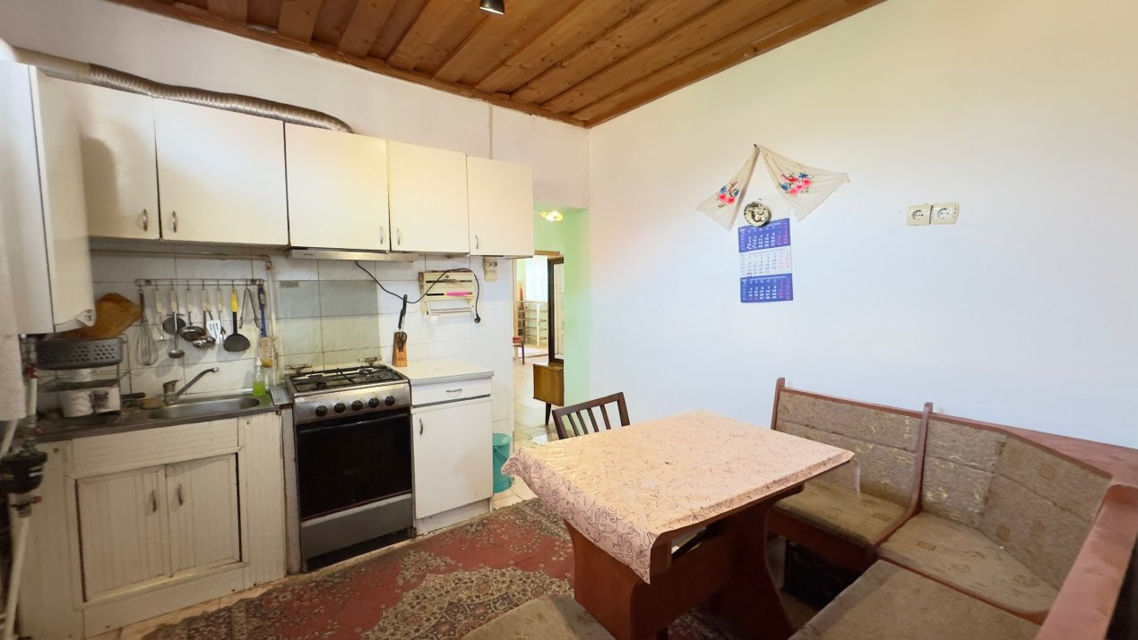 Casă 3 camere,Teren 450 mp Str. N. Grigorescu Nr.1-Carei- Comision 0% cumpărător